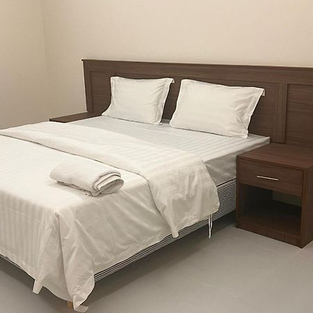 ريزا الفندقية Reeza Suites Khobar Extérieur photo