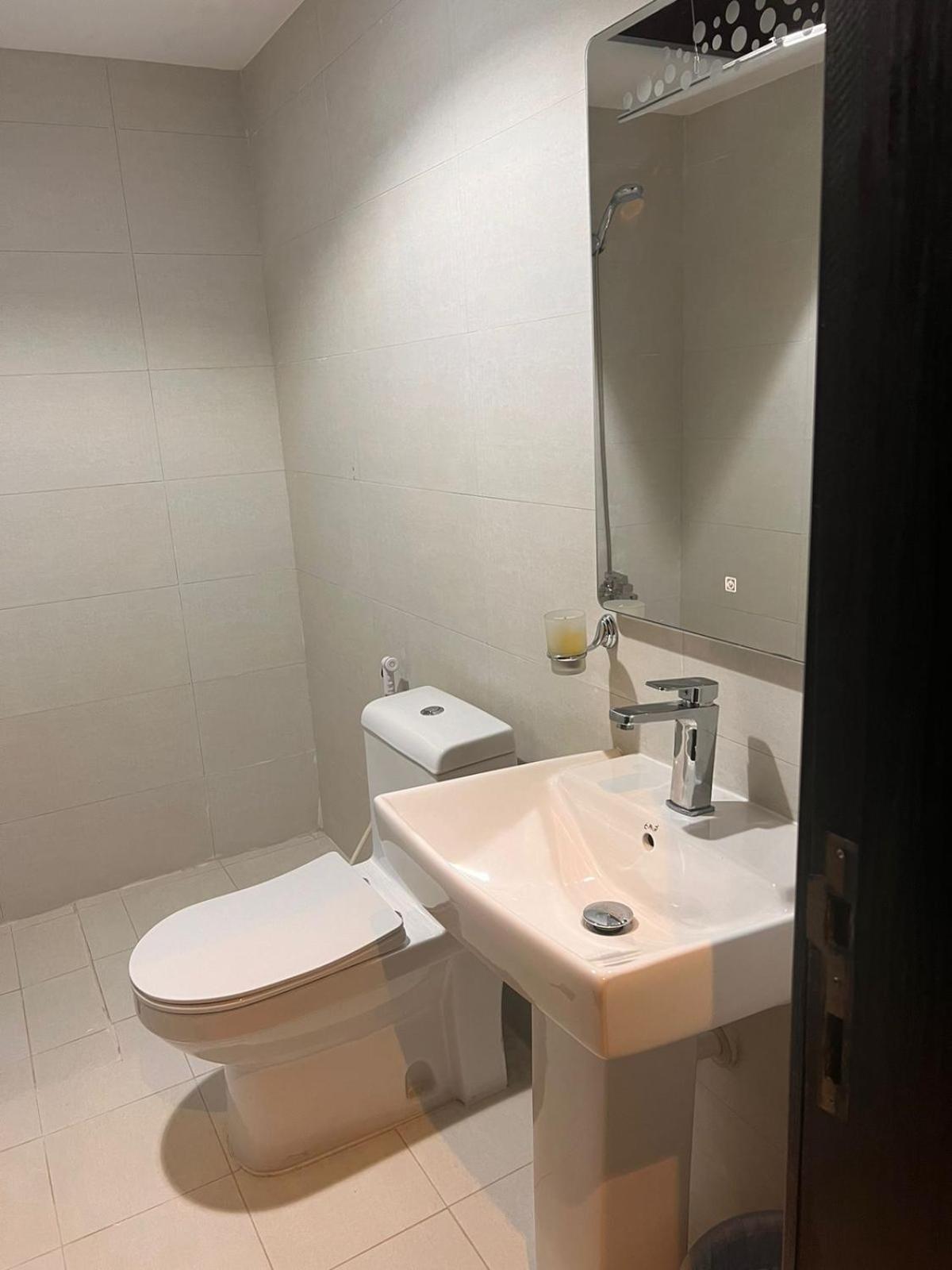 ريزا الفندقية Reeza Suites Khobar Extérieur photo